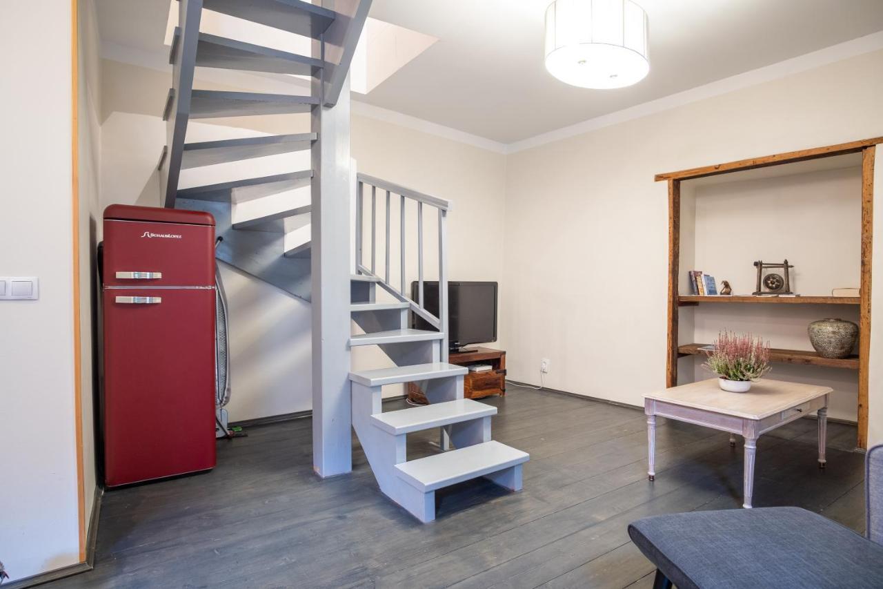 Dream Stay - Bright 2-Bedroom 2-Floor Old Town Apartment تالين المظهر الخارجي الصورة