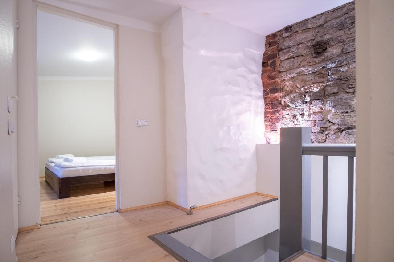 Dream Stay - Bright 2-Bedroom 2-Floor Old Town Apartment تالين المظهر الخارجي الصورة
